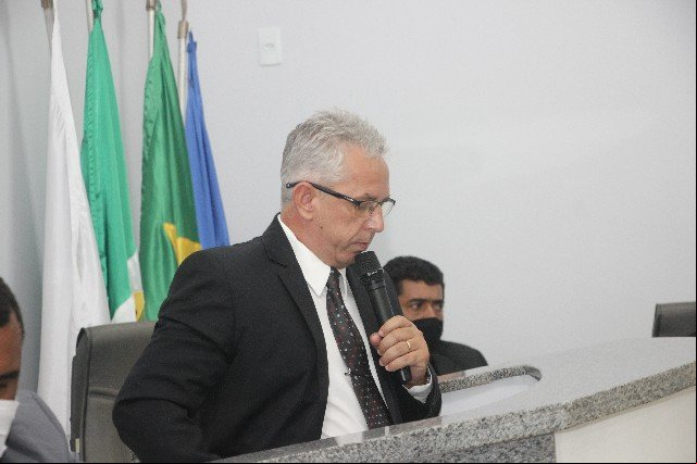Vereador presidente da Comissão de educação na Câmara de Colniza, cobra agilidade por parte do Executivo nas licitações