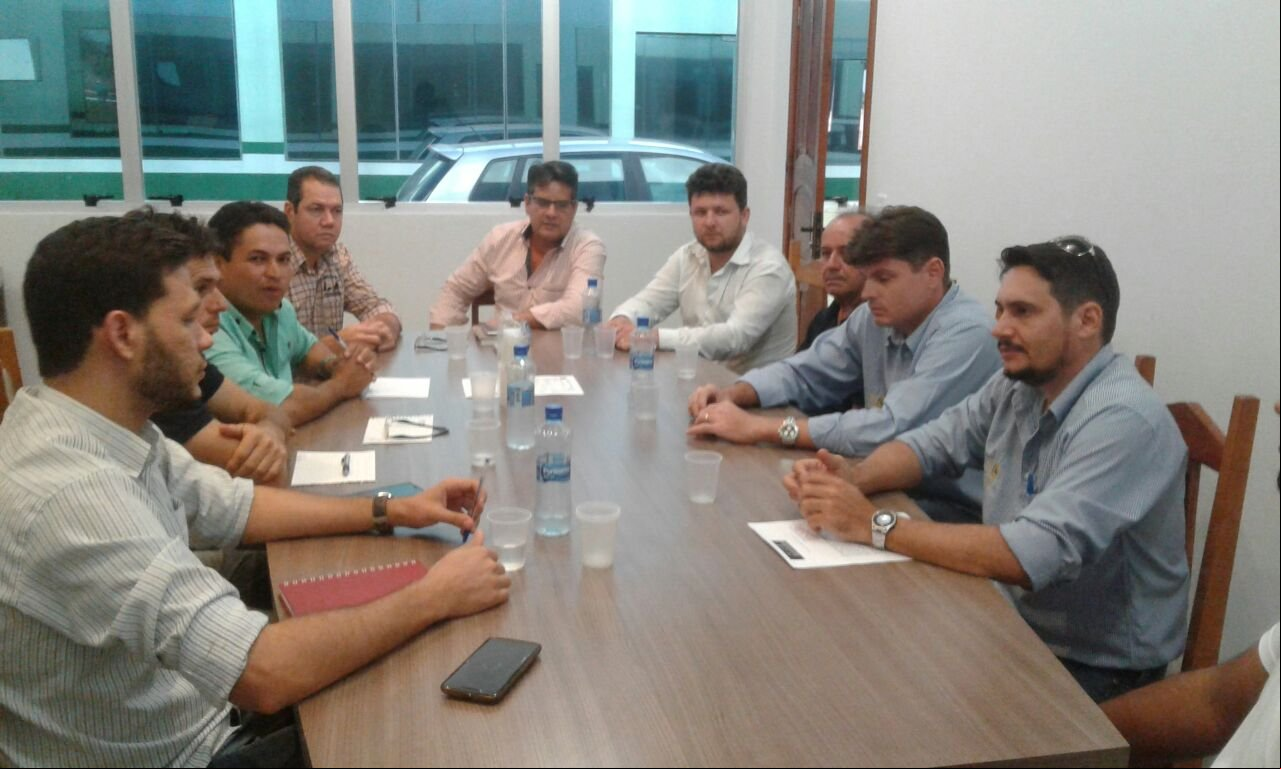 CREA fecha convênio com 11 prefeituras no 1º semestre