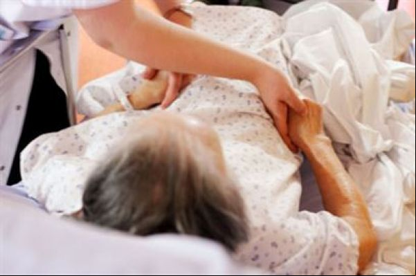 Paciente denuncia hospital particular por ter sido medicada erroneamente